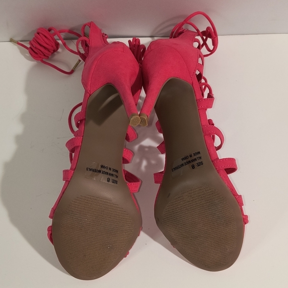Qupid Women's 8 & 7.5 Pink Strappy Lace-Up Heels - Picture 6 of 8